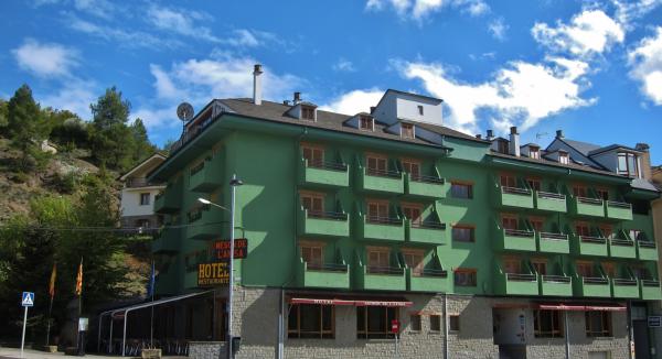 Fotografía histórica del Hotel Mesón de L'Aínsa