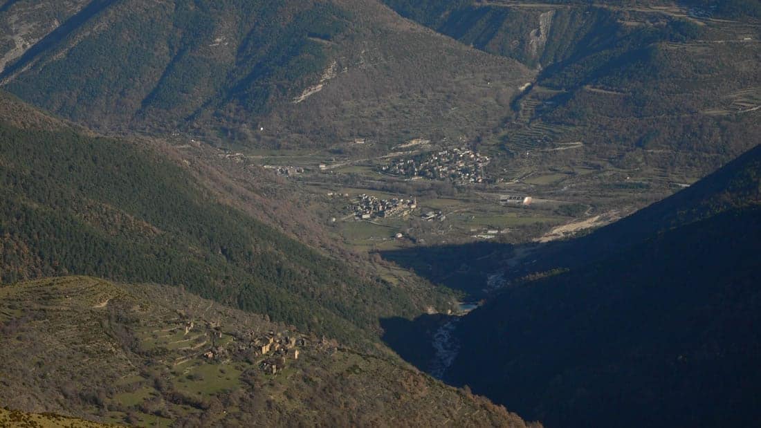 Panorámica de Yosa, Oto y Broto en el valle del Ara