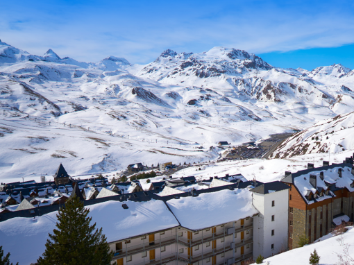 Las estaciones de esquí de Aragon inaugurarán este sábado la temporada