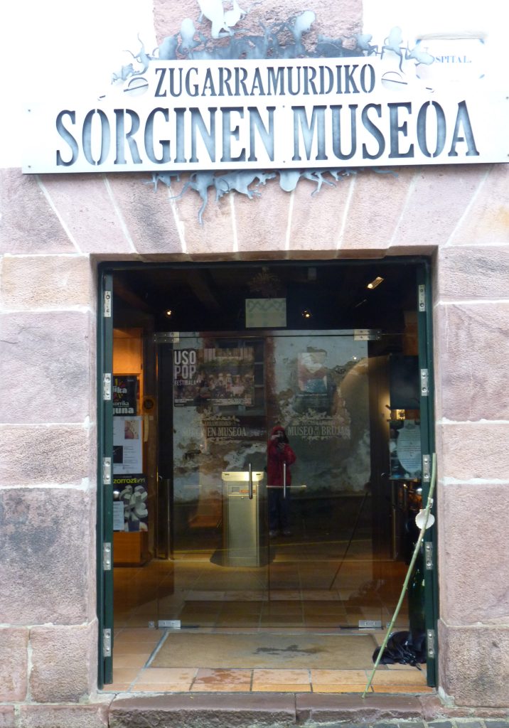 Entrada al Museo de las Brujas de Zugarramurdi