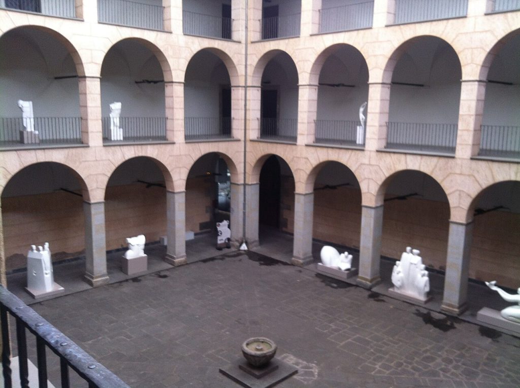 Museu de la Garrotxa en el histórico Hospici d'Olot