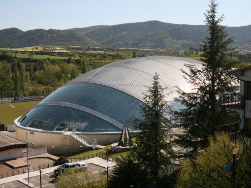 Exterior del Pabellón de Hielo de Jaca
